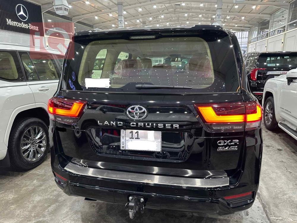 Toyota Land Cruiser